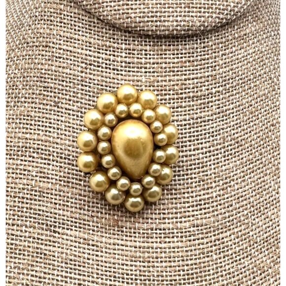 Vintage Coquette Costume Cluster Faux Pearl Pin Oval Teardrop Retro Granny Chic - Picture 5 of 8
